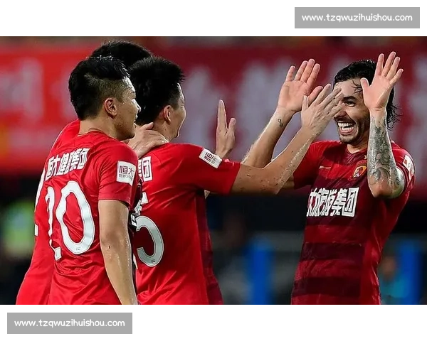 亿利比赛激战正酣 各队争夺桂冠展现无畏拼搏精神